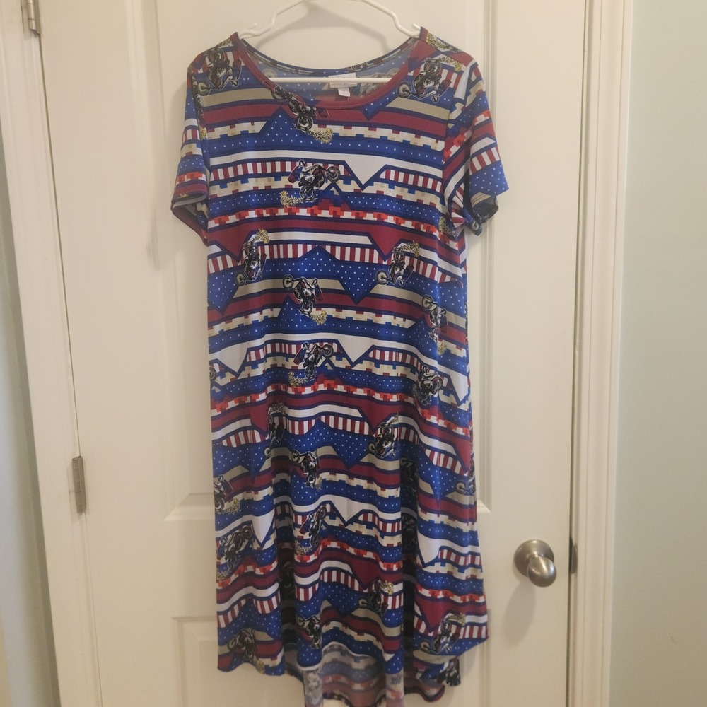 LuLaRoe Carly Dress Medium Americana Motorcycle Stars Stripes High Low Red Blue